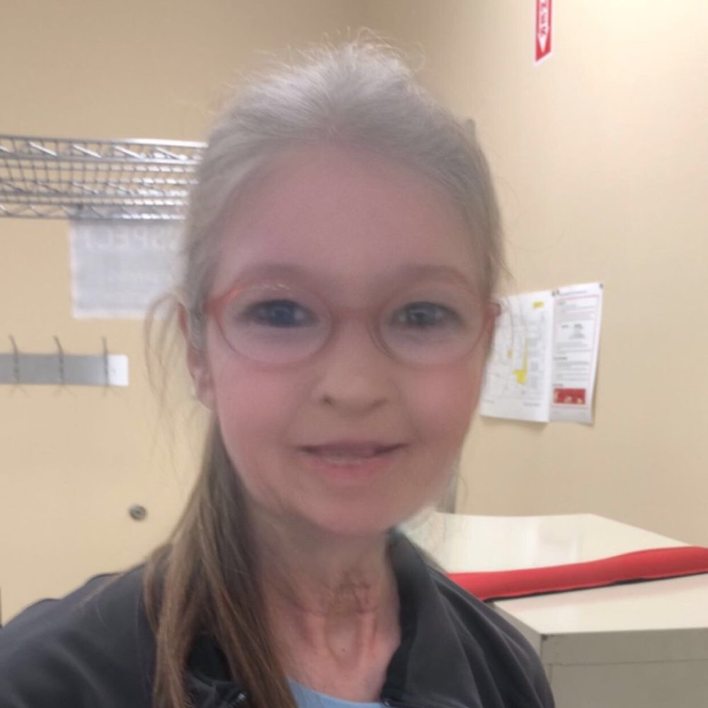 Meet your Posher, Candy